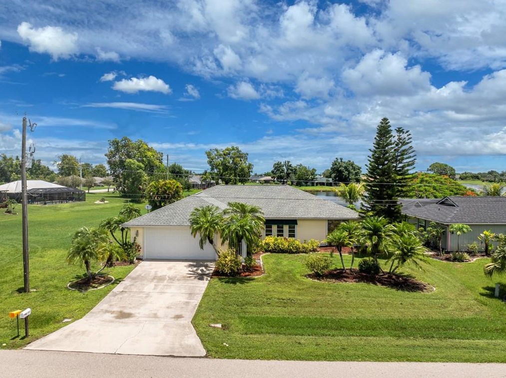 2773 Mauritania Rd, Punta Gorda, FL 33983-8656