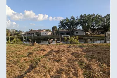 18641 Klingler Circle, Port Charlotte, FL 33948 - Photo 4