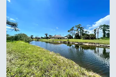 76 Mark Twain Lane, Rotonda West, FL 33947 - Photo 1