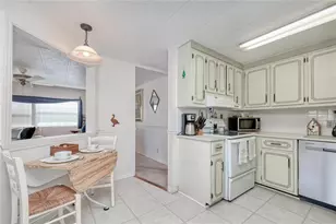 2100 Kings Hwy, Port Charlotte, FL 33980 - Photo 4