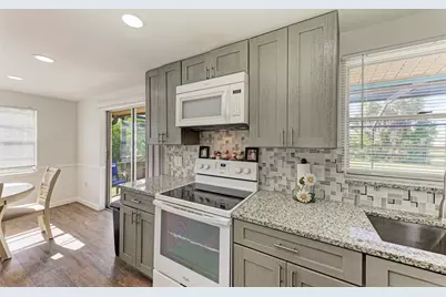 258 Shadow Street NW, Port Charlotte, FL 33952 - Photo 10