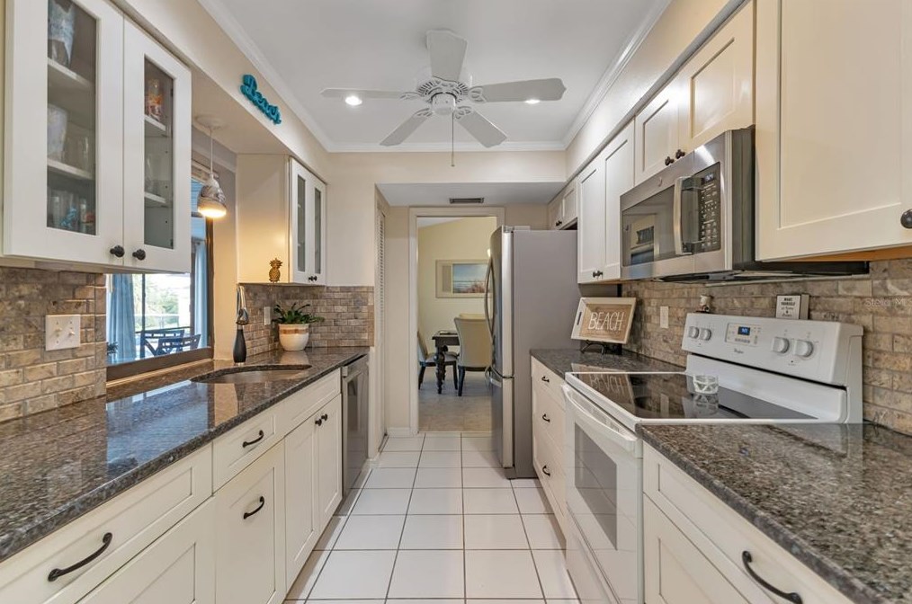 286 Mark Twain Ln, Placida, FL 33947