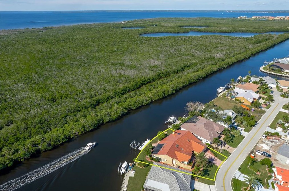 2831 Deborah Dr, Punta Gorda, FL 33950