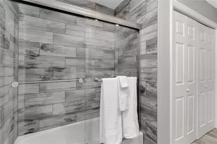 60 Golfview Rd, Rotonda West, FL 33947 - Photo 20