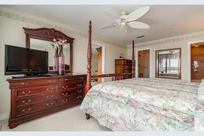 9011 Midnight Pass Road #329, Sarasota, FL 34242 - Photo 24