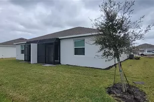 8716 St Kitts Cir, Englewood, FL 34224 - Photo 12