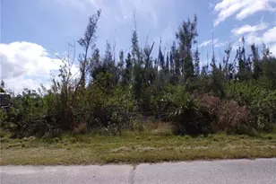 16724 Liggett Cir, Port Charlotte, FL 33981 - Photo 1