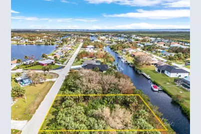 18786 Ashcroft Circle, Port Charlotte, FL 33948 - Photo 2