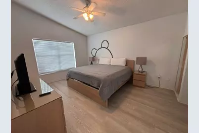 2848 Picadilly Circle, Kissimmee, FL 34747 - Photo 6