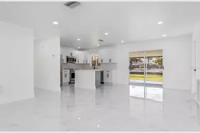 18289 Eblis Avenue, Port Charlotte, FL 33948 - Photo 4