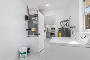 18289 Eblis Ave, Port Charlotte, FL 33948 - Photo 26