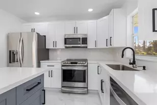 18289 Eblis Ave, Port Charlotte, FL 33948 - Photo 12