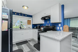 1520 Blue Heron Dr, Englewood, FL 34224 - Photo 12