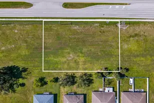 1213 Chiquita Blvd S, Cape Coral, FL 33991 - Photo 6