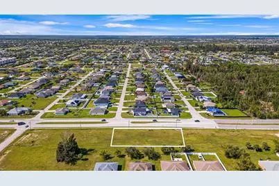1213 Chiquita Boulevard S, Cape Coral, FL 33991 - Photo 2