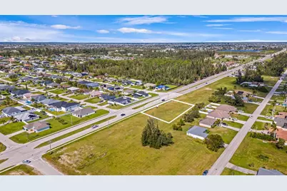 1213 Chiquita Boulevard S, Cape Coral, FL 33991 - Photo 8