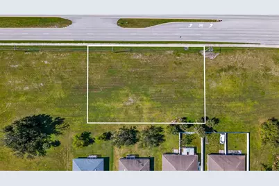 1213 Chiquita Boulevard S, Cape Coral, FL 33991 - Photo 4