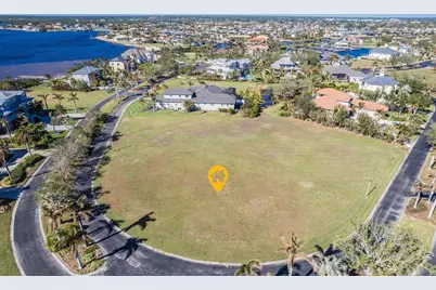 4630 Grassy Point Boulevard, Port Charlotte, FL 33952 - Photo 2