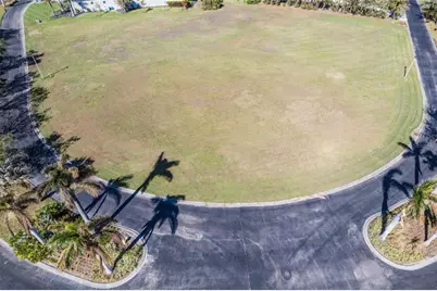 4630 Grassy Point Boulevard, Port Charlotte, FL 33952 - Photo 6