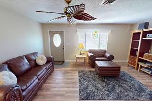 112 Sunnyside St NW, Port Charlotte, FL 33952 - Photo 4