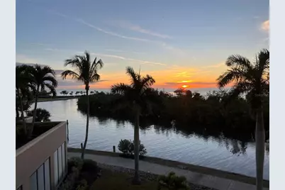 3321 Sunset Key Circle #204, Punta Gorda, FL 33955 - Photo 2