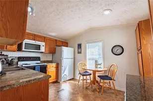 9 Holland Dr, Punta Gorda, FL 33950 - Photo 10