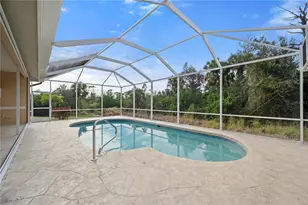 8326 Creekview Ln, Englewood, FL 34224 - Photo 6