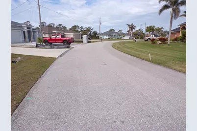 22 Medalist Terrace, Rotonda West, FL 33947 - Photo 8