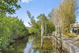 425 Fireball Ct, Punta Gorda, FL 33950 - Photo 30