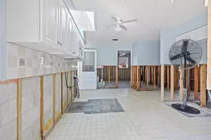 425 Fireball Ct, Punta Gorda, FL 33950 - Photo 8