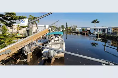 126 Lazy Lagoon Drive, Punta Gorda, FL 33982 - Photo 4