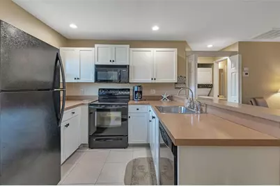 25100 Sandhill Boulevard #J-201, Punta Gorda, FL 33983 - Photo 4