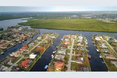 122 Graham Street SW, Port Charlotte, FL 33952 - Photo 6