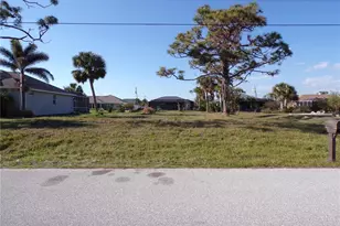 9 Long Meadow Ln, Rotonda West, FL 33947 - Photo 1