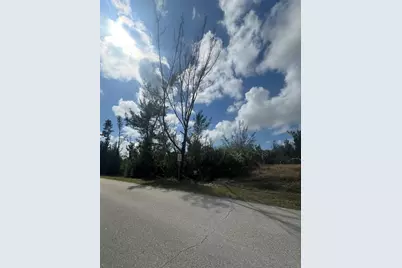 8409 Antwerp Circle, Port Charlotte, FL 33981 - Photo 2