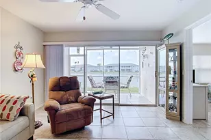 12144 SW Egret Cir, Lake Suzy, FL 34269 - Photo 12