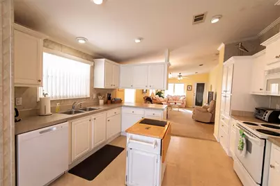 33 Amsterdam Avenue, Punta Gorda, FL 33950 - Photo 8