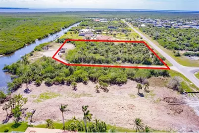 19155 Midway Boulevard, Port Charlotte, FL 33948 - Photo 14