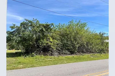 1032 Inverness St, Port Charlotte, FL 33952 - Photo 2