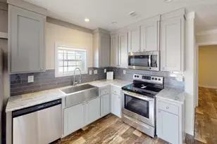 1556 Blue Heron Dr, Englewood, FL 34224 - Photo 2