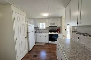 6821 Ocean Ct, North Port, FL 34287 - Photo 4