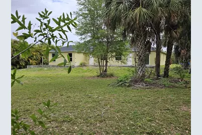 713 Palmetto, Lehigh Acres, FL 33972 - Photo 6