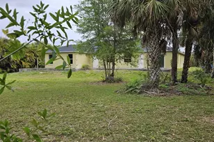 713 Palmetto, Lehigh Acres, FL 33972 - Photo 6