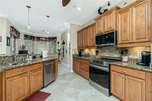 21 Manizaks Ave, Punta Gorda, FL 33983 - Photo 10