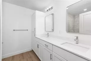 111 Swan Dr, Rotonda West, FL 33947 - Photo 8