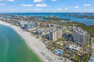 1212 Benjamin Franklin Dr, Sarasota, FL 34236 - Photo 4