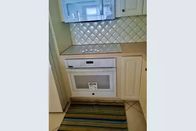 1212 Benjamin Franklin Drive #102, Sarasota, FL 34236 - Photo 8