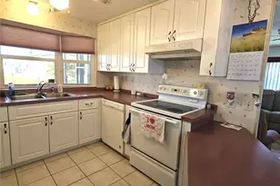 715 Fairmount Dr, North Port, FL 34287 - Photo 2