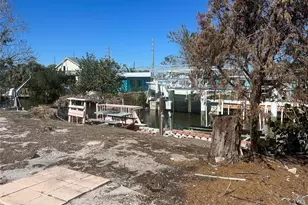 2061 S Pine St, Englewood, FL 34224 - Photo 10