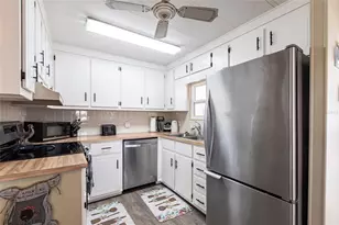 2100 Kings Hwy, Port Charlotte, FL 33980 - Photo 10